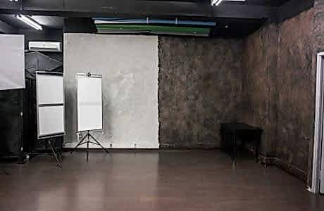 Фотостудия с интерьером