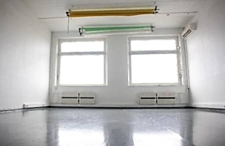 Фотостудия с белой циклорамой