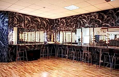 Фотостудия на час