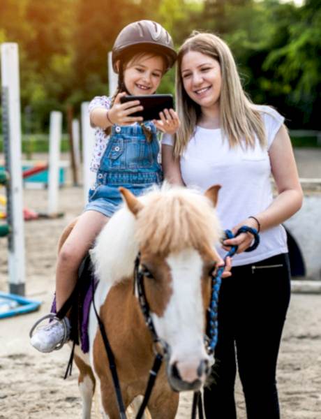 Фото семья, дети, пони