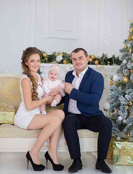 Новогодняя семейная фотосессия в студии
