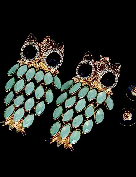 Предметная фотосъемка бижутерии и ювелирный изделий