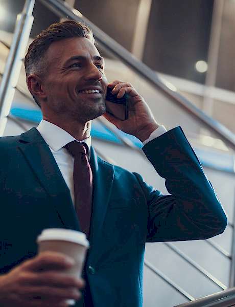 Фото в офисе для резюме