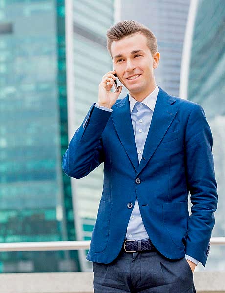 Деловая фотосессия на фоне Алматы-сити